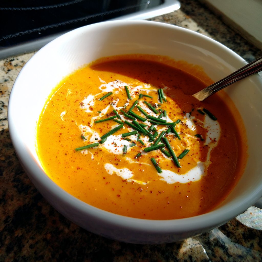 Creamy Carrot Ginger Soup